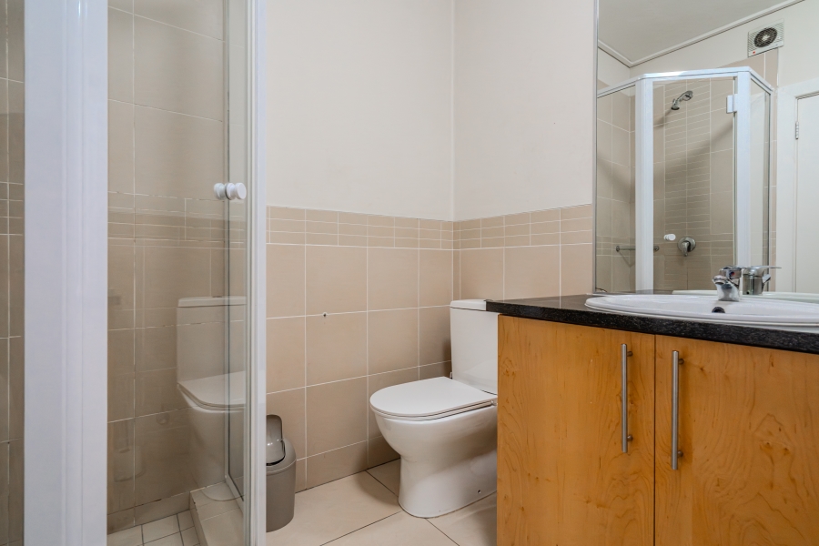 2 Bedroom Property for Sale in Sea Point Western Cape